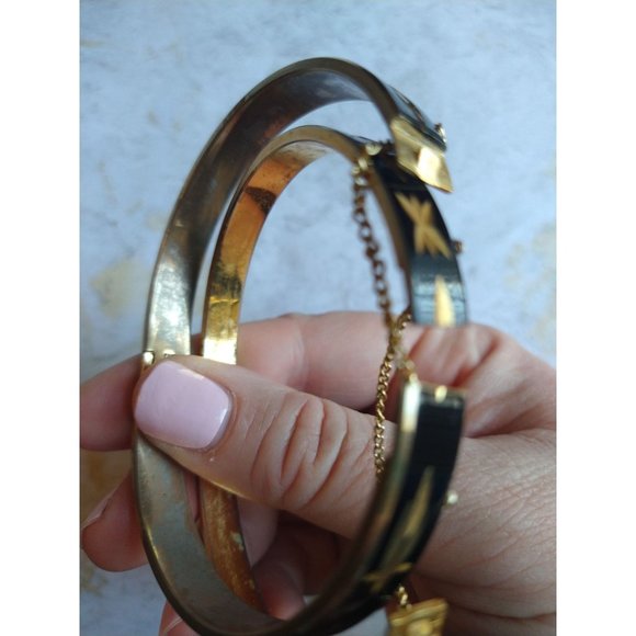 Vintage Black and Gold Set of 2 Bangle Bracelets Estate Jewelry - Picture 3 of 10